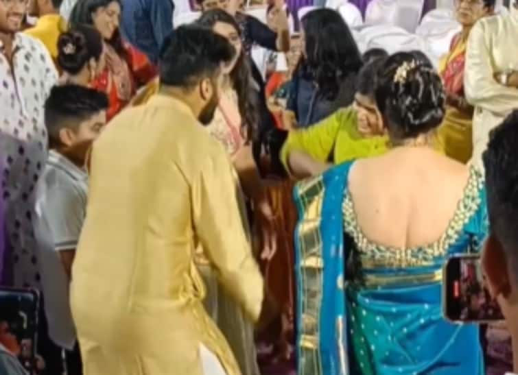 Shardul Thakur Haldi ceremony Shardul Thakur Dances On 'Zingaat' At Haldi Ceremony Viral Video Shardul Thakur Dances On 'Zingaat' During His Haldi Ceremony, Video Goes Viral