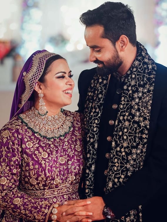 सबा आखिर क्यों पति को छोड़ वापस आईं अपने घर