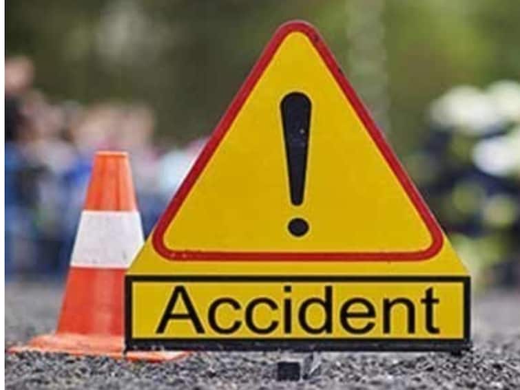 Latur Accident Two killed in separate accidents in Latur due to reckless drivers case registered  Latur Accident : बेशिस्त वाहन चालकांमुळे लातूरमध्ये वेगवेगळ्या अपघातात दोन ठार, दोघांवर गुन्हा दाखल