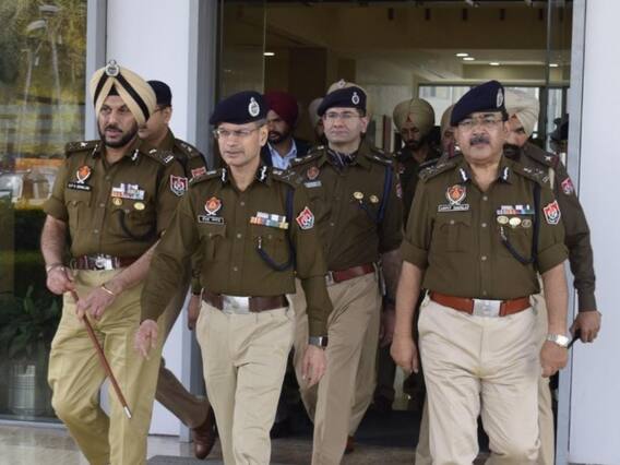 Punjab News: तलवार से युवक की उंगलियां काटने वाले शख्स का पुलिस ने किया एनकाउंटर, भूपी राणा गैंग से है संबंध Punjab News: तलवार से युवक की उंगलियां काटने वाले शख्स का पुलिस ने किया एनकाउंटर, भूपी राणा गैंग से है संबंध