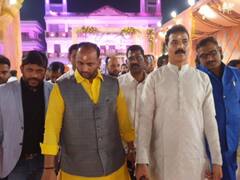 चंदौली: राजनीति में कल तक जो थे एक-दूसरे के विरोधी, आज बनने जा रहे हैं समधी, शादी बनी चर्चा का विषय