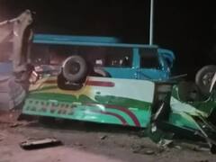 मध्य प्रदेश: रैली से लौट रहीं 3 बसों को तेज रफ्तार ट्रक ने मारी टक्कर, 8 की मौत, 20 घायल