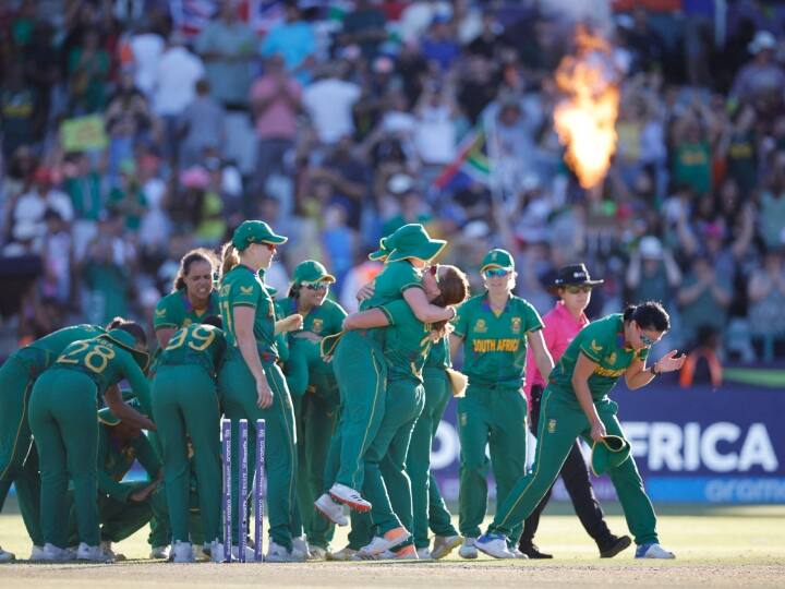 Women T20 World Cup 2023 South Africa Captain Sune Luce happy to reach in final After Beating england in Semifinal Women's T20 WC 2023: साउथ अफ्रीका के फाइनल में पहुंचने से खुश हैं कप्तान सुने लूस, टीम को लेकर कही यह खास बात
