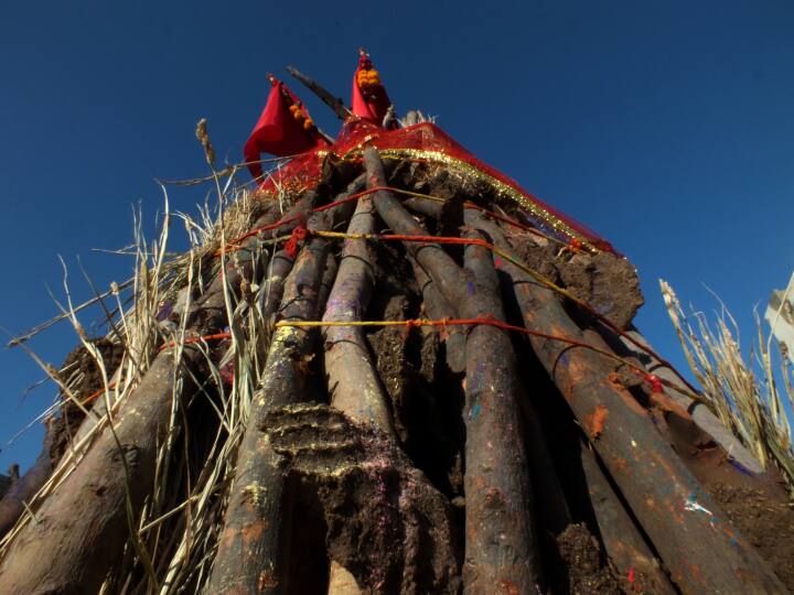 Holi 2023 Date: 7 या 8 मार्च, मुंबई में कब मनाई जाएगी होली? जानें- इस बार कैसी है तैयारी Holi 2023 Date mumbaikar to celebrate holi on 7 and 8 march check holika dahan subh muhurth and puja vidhi details Holi 2023 Date: 7 या 8 मार्च, मुंबई में कब मनाई जाएगी होली? जानें- इस बार कैसी है तैयारी