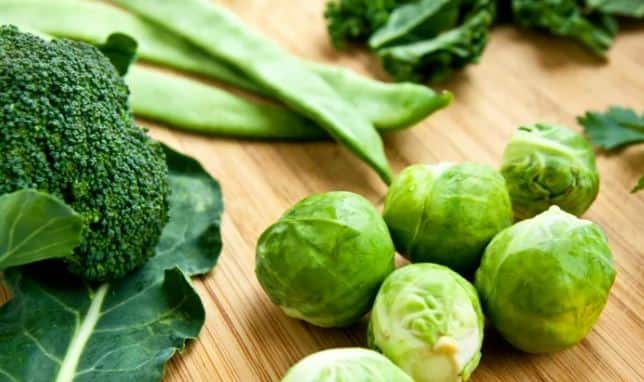 Dieting tips for weight loss Green vegetables Green vegetables સાથે આ ફૂડ ખાઇને સરળતાથી ઉતારો વજન, જાણો 