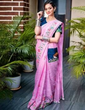 ਅੱਜਕੱਲ੍ਹ ਇਨ੍ਹਾਂ ਵਿੱਚ ਪਾਕੇਟ ਸਾੜੀਆਂ ਦਾ ਰੁਝਾਨ ਬਹੁਤ ਹੈ। ਇਹ ਨਾ ਸਿਰਫ ਤੁਹਾਨੂੰ ਸਟਾਈਲਿਸ਼ ਲੁੱਕ ਦਿੰਦਾ ਹੈ, ਸਗੋਂ ਇਹ ਪਾਕੇਟ ਵੀ ਬਹੁਤ ਫਾਇਦੇਮੰਦ ਹੈ। ਜਿਸ ਵਿੱਚ ਤੁਸੀਂ ਮੋਬਾਈਲ ਤੋਂ ਲੈ ਕੇ ਪੈਸੇ ਅਤੇ ਆਪਣੀ ਜ਼ਰੂਰਤ ਤੱਕ ਸਭ ਕੁਝ ਰੱਖ ਸਕਦੇ ਹੋ।