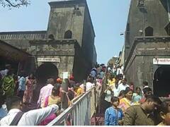 रणरणत्या उन्हातही जोतिबाच्या तिसऱ्या खेट्याला भाविकांची मोठी गर्दी