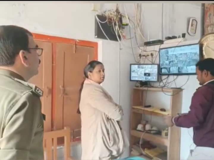 UP Board Exam 2023 Ghazipur 20 Cheaters Caught 8 thousand CCTV monitoring ANN UP Board Exam 2023: यूपी बोर्ड परीक्षा में 20 'मुन्ना भाई' पकड़े, 8 हजार सीसीटीवी कैमरों से हो रही निगरानी