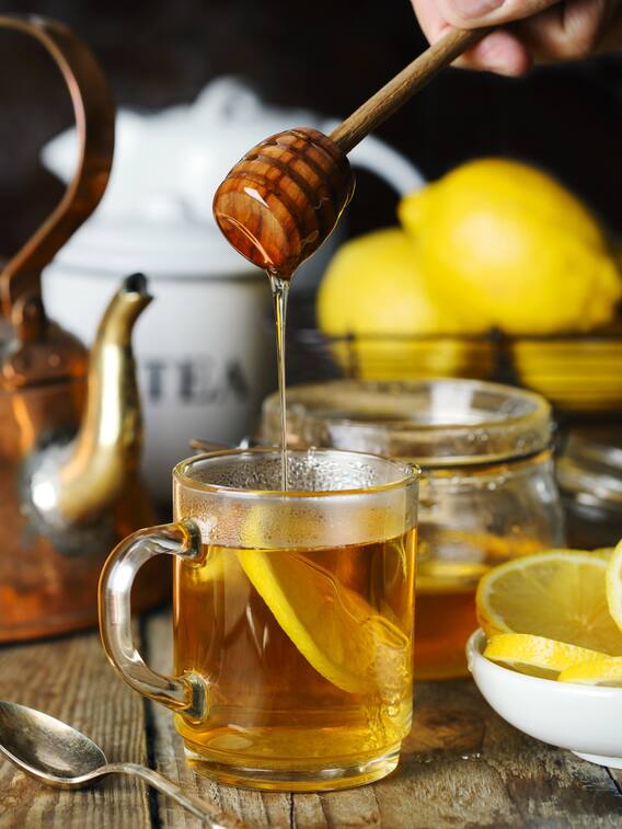 हेल्थ के लिए खतरनाक है खाली पेट शहद का पानी