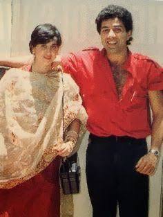 सनी देओल की पत्नी पूजा देओल काफी ज्यादा चर्चा में रहती हैं और आपको बता दें कि वह मीडिया से काफी ज्यादा दूर भी बनी रहती हैं. इसी के साथ साथ खूबसूरती के मामले में पूजा देओल बड़ी से बड़ी बॉलीवुड एक्ट्रेसेस को भी टक्कर देने में माहिर हैं. (Photo- Instagram)