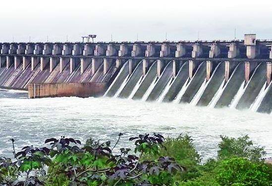 उजनी धरणातील गाळ काढला तर  1 लाख हेक्टरपेक्षा अधिक जमिनीला पाणी मिळणार