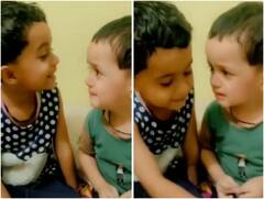 Video: पढ़ते समय दो भाइयों के बीच हुआ झगड़ा, C फॉर कैट और बिल्ली को लेकर भिड़ा बच्चा