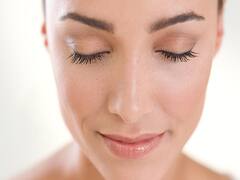 Makeup Tips For Beginners: Know How Can You Achieve A Natural Look. Details Inside