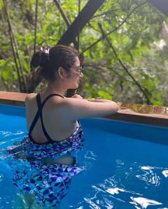 Bajrangi Bhaijaans Munni : बजरंगी भाईजानच्या 'मुन्नी'ला आता पाहिलं का? पूलमध्ये दिली अशी पोज; पाहा फोटो