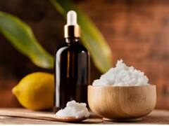 Hair Care Tips: મોંઘી હેર ટ્રીટમેન્ટને છોડો, વાળની દરેક સમસ્યાને દૂર કરવા, અજમાવી જુઓ કપૂર તેલ