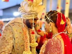 Shardul Thakur Weddings: मिताली पारुलकर के साथ शादी के बंधन में बंधे शार्दुल ठाकुर, देखें फोटोज