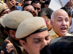 मनीष सिसोदिया की गिरफ्तारी पर BJP ने कसा तंज, 'दिल्ली के शिक्षा मंत्री हुए गिरफ्तार और अभिभावक हुए शर्मसार'