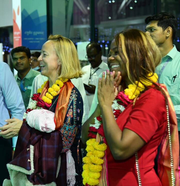 त्यासाठी 19 पैकी 15 देशांच्या महिला प्रतिनिधींचे कालपर्यंत आगमन झाले होते.