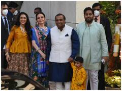 Isha Ambani की खुशियों में बेट-बहू संग शरीक हुए मुकेश अंबानी और नीता अंबानी, Shloka Mehta ने रॉयल एथनिक लुक से बटोरी लाइमलाइट