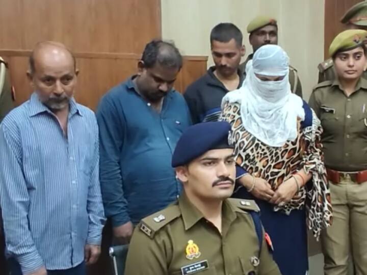 Gorakhpur Honey Trap Case police arrested 4 accused by getting room on rent ANN Gorakhpur News: गोरखपुर में हनी ट्रैप गैंग का खुलासा, किराये पर रूम दिलाकर महिला के साथ बनाते थे अश्लील वीडियो