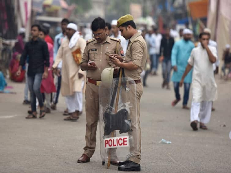 UP Policemen Posted According Hindu Panchang UP DGP issued order UP News: यूपी में हिंदू पंचांग के हिसाब से होगी पुलिसकर्मियों की तैनाती, डीजीपी का आदेश जारी