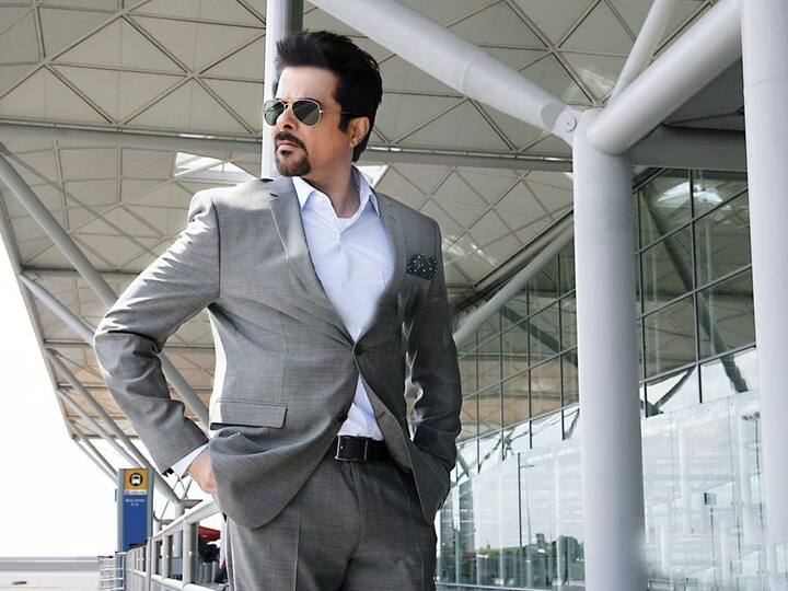 வெவ்வேறு வகையான சாலட்டுகள் தான் அனில் கபூரின் இரவு நேர உணவாகும்