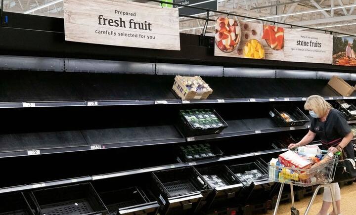 UK Food Crisis: The country whose sun never set, today the food is available in front of the people UK Food Crisis: જે દેશનો સૂર્ય ક્યારેય આથમતો ન હતો એ દેશમાં આજે લોકોને ખાવાના પણ ફાંફા છે