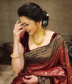 54 વર્ષની ઉંમર...બે બાળકોની માતા...છતાં પણ ભાગ્યશ્રી ફિટનેસની બાબતમાં યુવા અભિનેત્રીઓને આપે છે ટક્કર