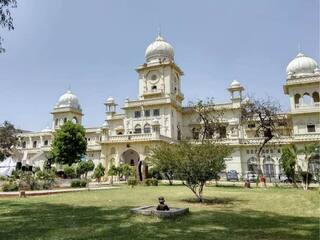 टॉप 100 में नहीं है यूपी की कोई भी स्टेट यूनिवर्सिटी, उच्च शिक्षा के मामले में खस्ता है उत्तर प्रदेश का हाल