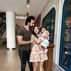 Charu Asopa Birthday: तलाक की खबरों के बीच राजीव ने प्यार भरे अंदाज में चारु को विश किया बर्थडे, तस्वीरों में रोमांटिक होता दिखा कपल