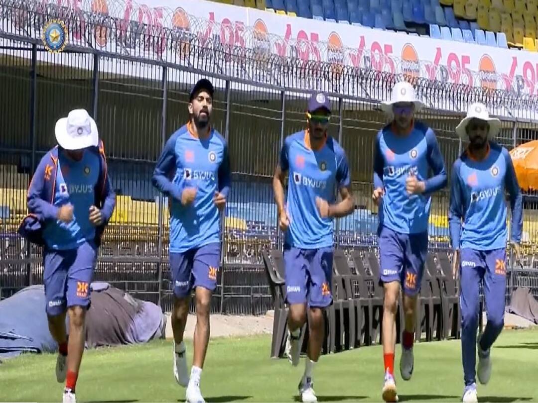 IND vs AUS 3rd Test Dravid takes special session for KL Rahul, Shubman 1st to enter nets in Indore IND vs AUS 3rd Test: ముగిసిన విరామం- మూడో టెస్ట్ కోసం ప్రాక్టీస్ మొదలుపెట్టిన భారత ఆటగాళ్లు