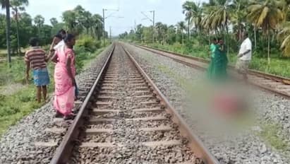 Husband commits suicide by jumping in front of train due to wifes stoning எத்தனை முறை சொன்னாலும் கேட்காத மனைவி: கணவர் எடுத்த விபரீத முடிவு: காரணம் இதுதான்!