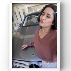 Kajal Raghwani ने खरीदी इतनी महंगी चमचमाती कार, कीमत जान उड़ जाएंगे होश