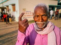 झारखंड की रामगढ़ विधानसभा सीट पर मतदान जारी, एक बजे तक करीब 50 फीसदी मतदान