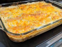 Chicken Casserole: चिकन लवर के लिए पेश है ये खास पुलाव रेसिपी, एक बार जरूर आजमा कर देखिए