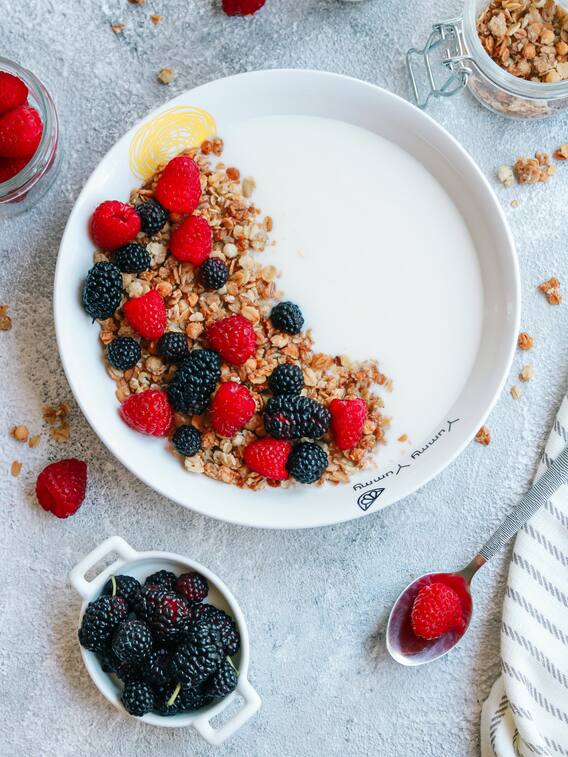 सावधान! इन चीजों के साथ दही बन जाता है जहर