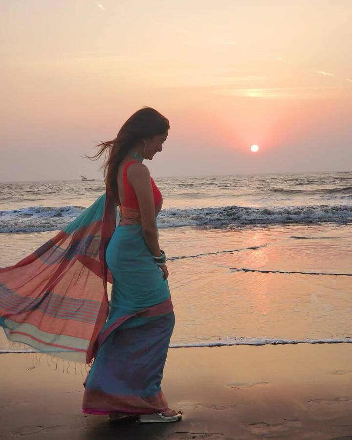 मानसीचं लग्न थाटामाटात पार पडलं... पण वर्षाच्या आत  तिनं आणि प्रदीप खरेरानं घटस्फोट घेण्याचा निर्णय घेतला.