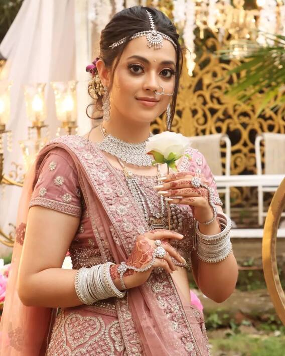 इमली 2 की चीनी है इतनी पढ़ी-लिखी