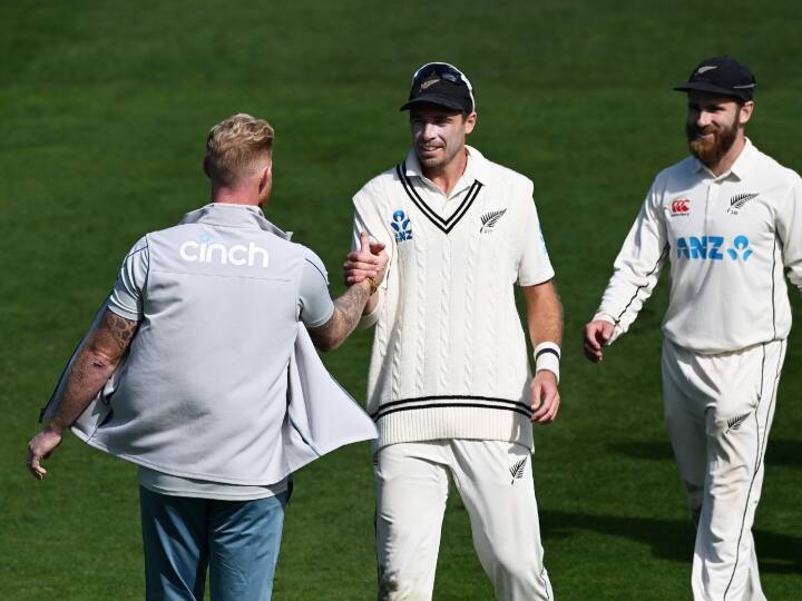 ENG vs NZ test cricket is best know virender sehwag r ashwin dinesh karthik reaction ENG vs NZ 2nd Test: 'टेस्ट क्रिकेट इज बेस्ट', न्यूजीलैंड की रोमांचक जीत पर जानिए सहवाग से लेकर अश्विन तक क्या बोले?