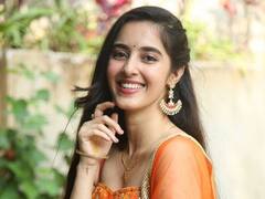 Gadar 2: ये हसीना हैं 'तारा सिंह' की बहू,  खूबसूरती में सास 'सकीना' को भी छोड़ दें पीछे