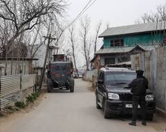 अवंतीपुरा एनकाउंटर में सुरक्षाबलों ने मार गिराए दो आतंकी, एक जवान भी शहीद