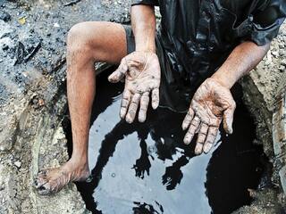 Manual scavenging case Supreme Court asks government what it has done to end it Supreme Court : மனிதக்கழிவை மனிதர்களே அள்ளும் அவலம்..முடிவுக்கு கொண்டு வர என்னதான் செய்தீர்கள்?..மத்திய அரசிடம் உச்சநீதிமன்றம் கேள்வி..!