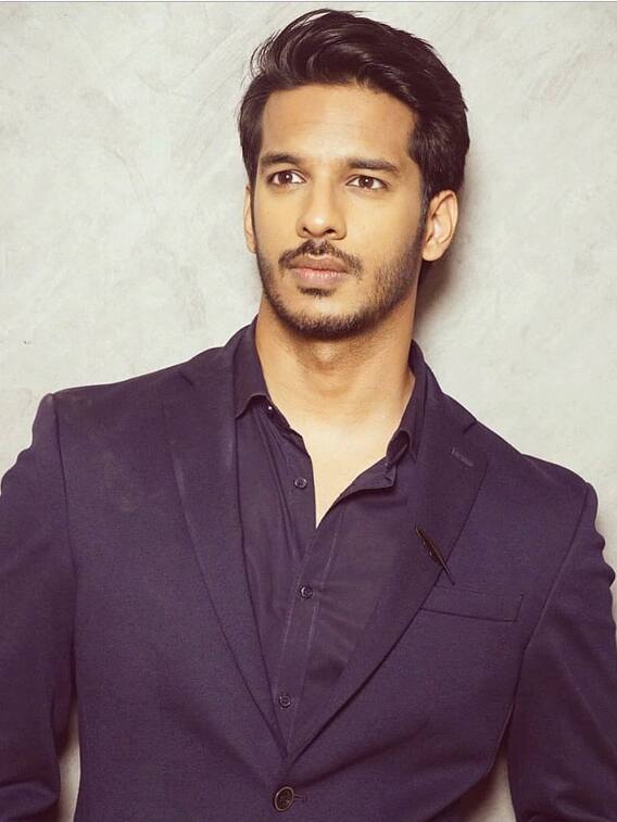 नागिन 6 के रघु हैं इतने पढे़-लिखे