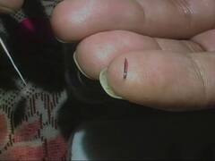 जानते हैं दुनिया की सबसे छोटी पेंसिल कितनी बड़ी है...देखने के लिए पड़ती है लेंस की जरूरत