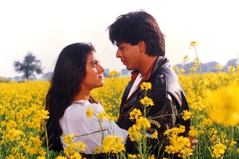 DDLJ Remake: ਕੀ 'ਦਿਲਵਾਲੇ ਦੁਲਹਨੀਆ ਲੇ ਜਾਏਂਗੇ' ਦਾ ਰੀਮੇਕ ਬਣਨਾ ਚਾਹੀਦਾ ਹੈ? ਦੇਖੋ ਕੀ ਬੋਲੀ ਕਾਜੋਲ