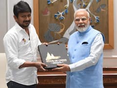 सीएम एमके स्टालिन के बेटे ने पीएम मोदी से की मुलाकात, NEET सहित इन मुद्दों पर हुई चर्चा