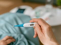 वायरल फीवर से घर-घर बीमार पड़े रहे लोग, सर्दी-खांसी में तुरंत कराएं टेस्ट, मास्क पहनने की भी सलाह