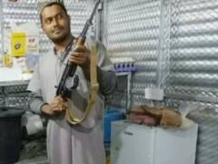 गोंडा के युवक ने एके-47 राइफल के साथ शेयर की फोटो, वायरल होने पर पुलिस की उड़ी नींद