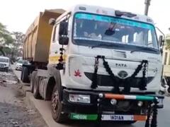 भिंड: अवैध रेत परिवहन के लिए सिंध नदी पर बने कच्चे पुल को पुलिस ने तोड़ा, जब्त की तीन ट्राली