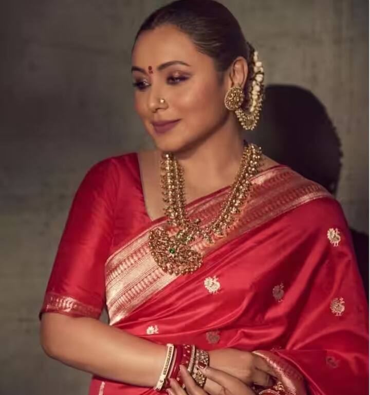 एका वृत्तसंस्थेनं दिलेल्या माहितीनुसार,  राणी मुखर्जीची एकूण संपत्ती 90 कोटी रुपयांपेक्षा जास्त आहे.